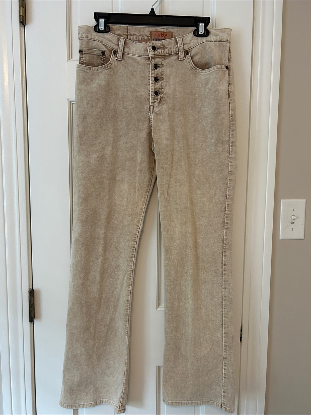VTG Zena Jeans Button-Fly Corduroy Pants in Light Taupe